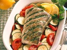 
	Treska je velice chutná mořská ryba. Se zeleninou bude na vašem stole vynikat chuťově i vzhledově.
