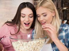 Popcorn je překvapivě zdravou potravinou. Poznejte jeho účinky