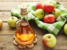 Proč se vyplatí pít jablečný ocet