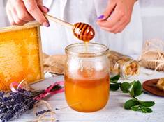 Pro štíhlé křivky si dejte lžičku medu denně 