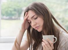 Potraviny a nápoje, které spouštějí migrénu. Na tyhle si dejte pozor