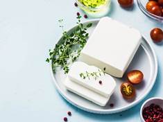 Pro zdravé oči a střeva přidejte sýr feta do svých receptů