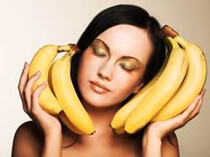 Banán pomáhá s péčí o vlasy a nehty