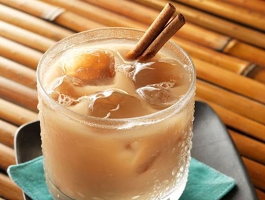 Kokosový nápoj s vodkou