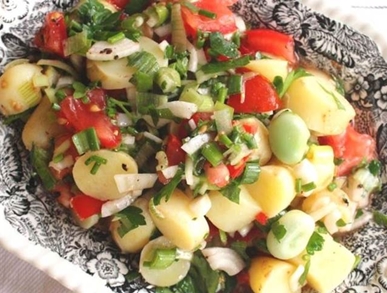 Zeleninový salát s olejovou zálivkou