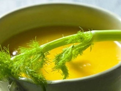 Fenyklová polévka s dýni a mrkví