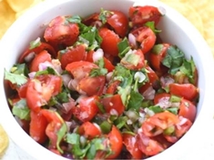 Úplně ten nejjednodušší rajčatový salát
