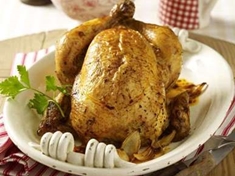 
	Recept na pečené kuře s netradiční nádivkou.
