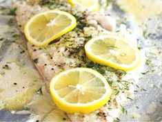 Zdravé ryby zařaďte do jídelníčku častěji. Kopr a citrón dodá rybám skvělou chuť .

