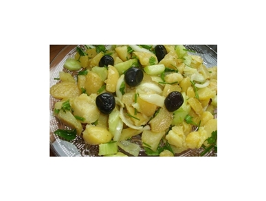 Bramborový salát s olivami