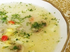 
	Rychlý, dobrý recept na polévku s žampiony a kukuřicí.
