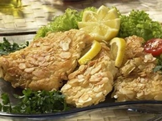 
	Treska je velmi chutná ryba, připravená v mandlích bude na vašem stole vynikat chuťově i vzhledově.
