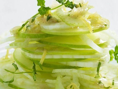 Salát z fenyklu a celeru