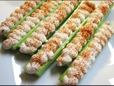 Plněný řapíkatý celer