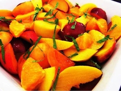 Letní ovocný salát